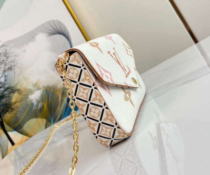 LV M82520 POCHETTE FELICIE TM